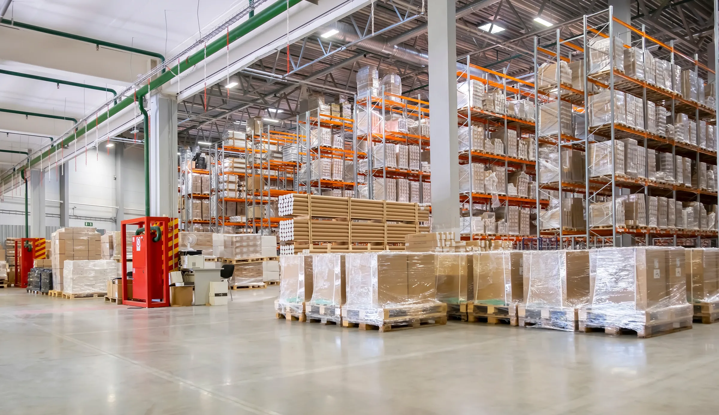 Polyurethane (PU) coatings resin floor system on an industrial floor
